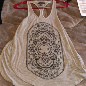 Kendall&kylie loose fit yoga top open on sides